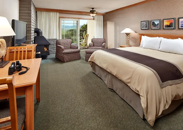 Cavalier Oceanfront Resort San Simeon