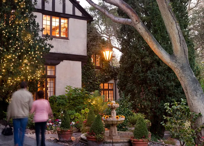 Old Monterey Inn