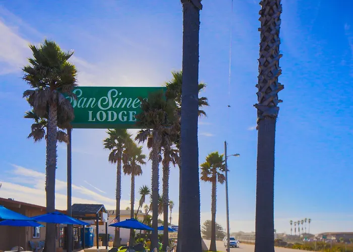 San Simeon Lodge