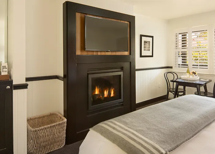 Hotel di lusso a Carmel-by-the-Sea vicino a Point Lobos State Reserve